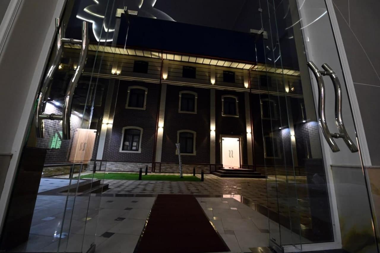 Hotel Atlas Elite Tasjkent Exteriör bild