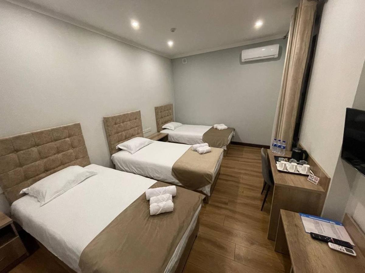Hotel Atlas Elite Tasjkent Exteriör bild