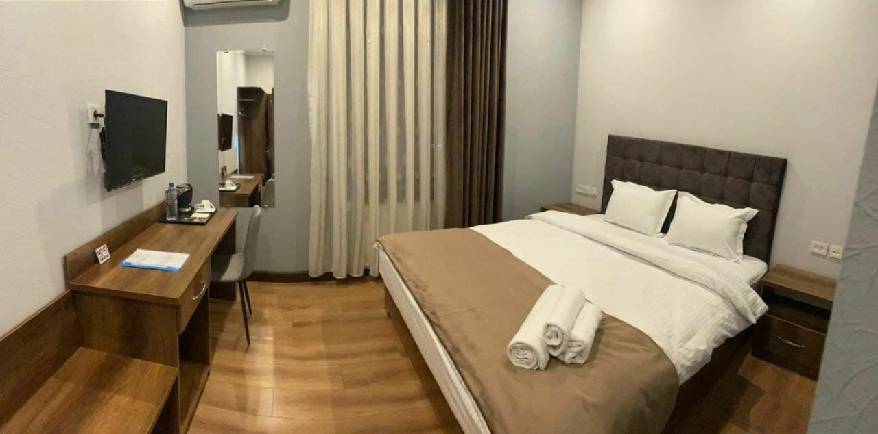 Hotel Atlas Elite Tasjkent Exteriör bild