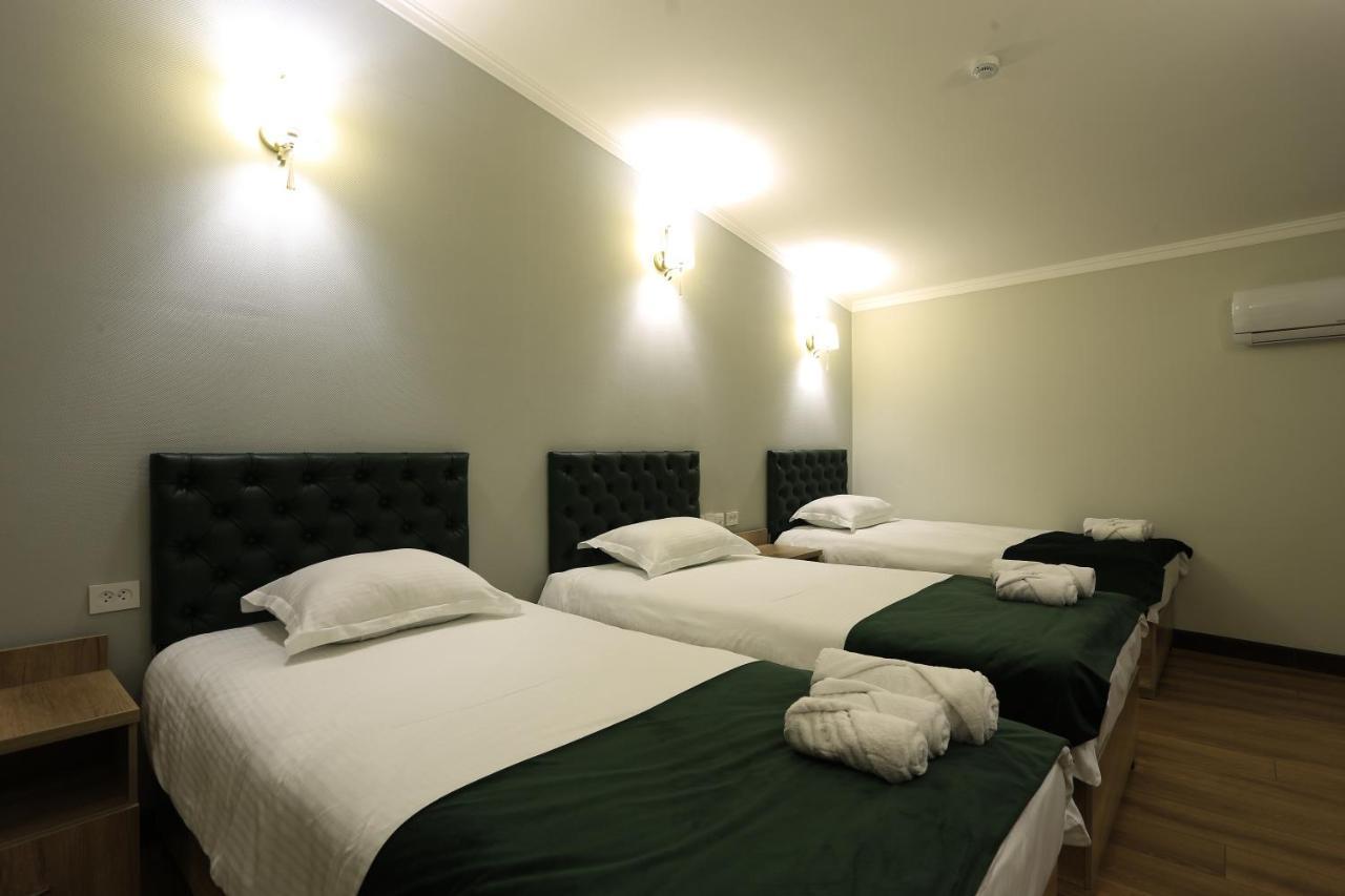 Hotel Atlas Elite Tasjkent Exteriör bild