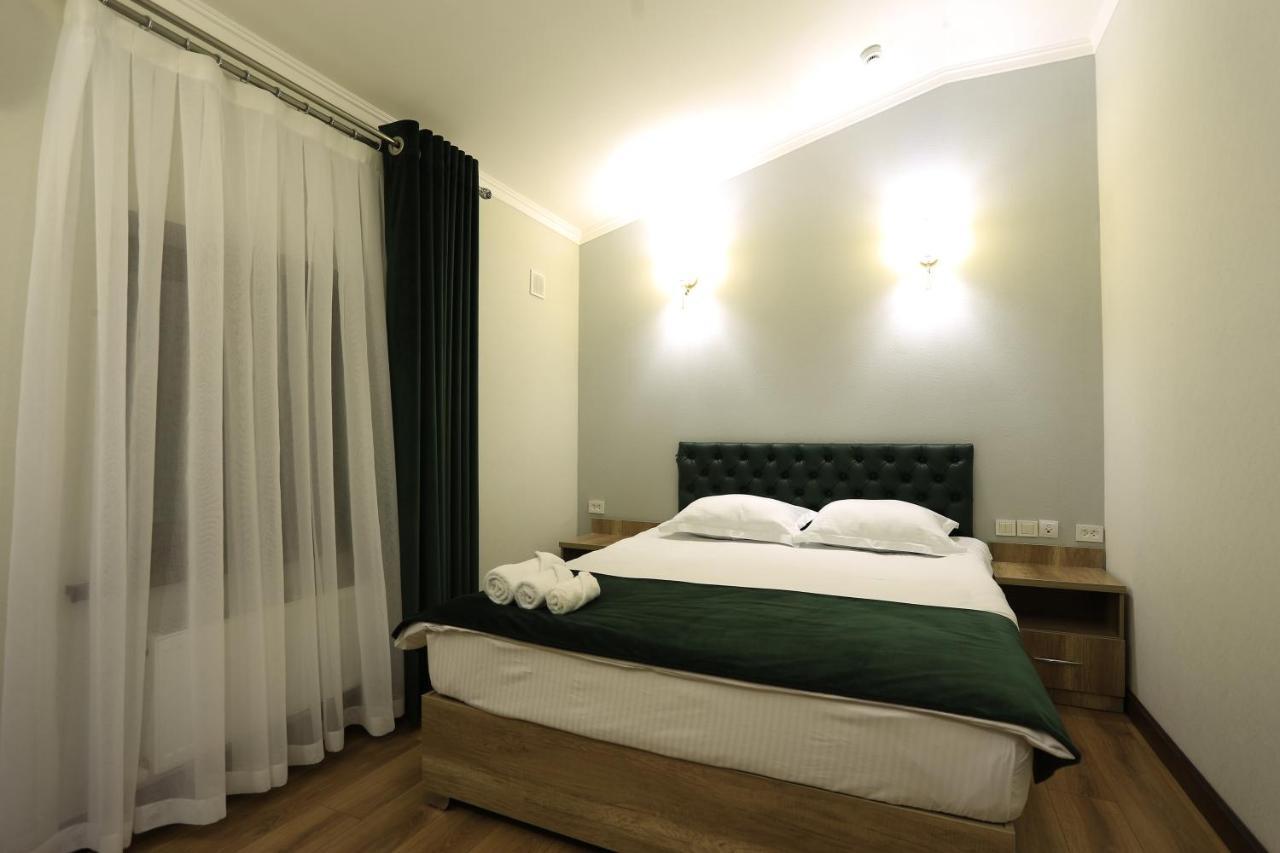 Hotel Atlas Elite Tasjkent Exteriör bild